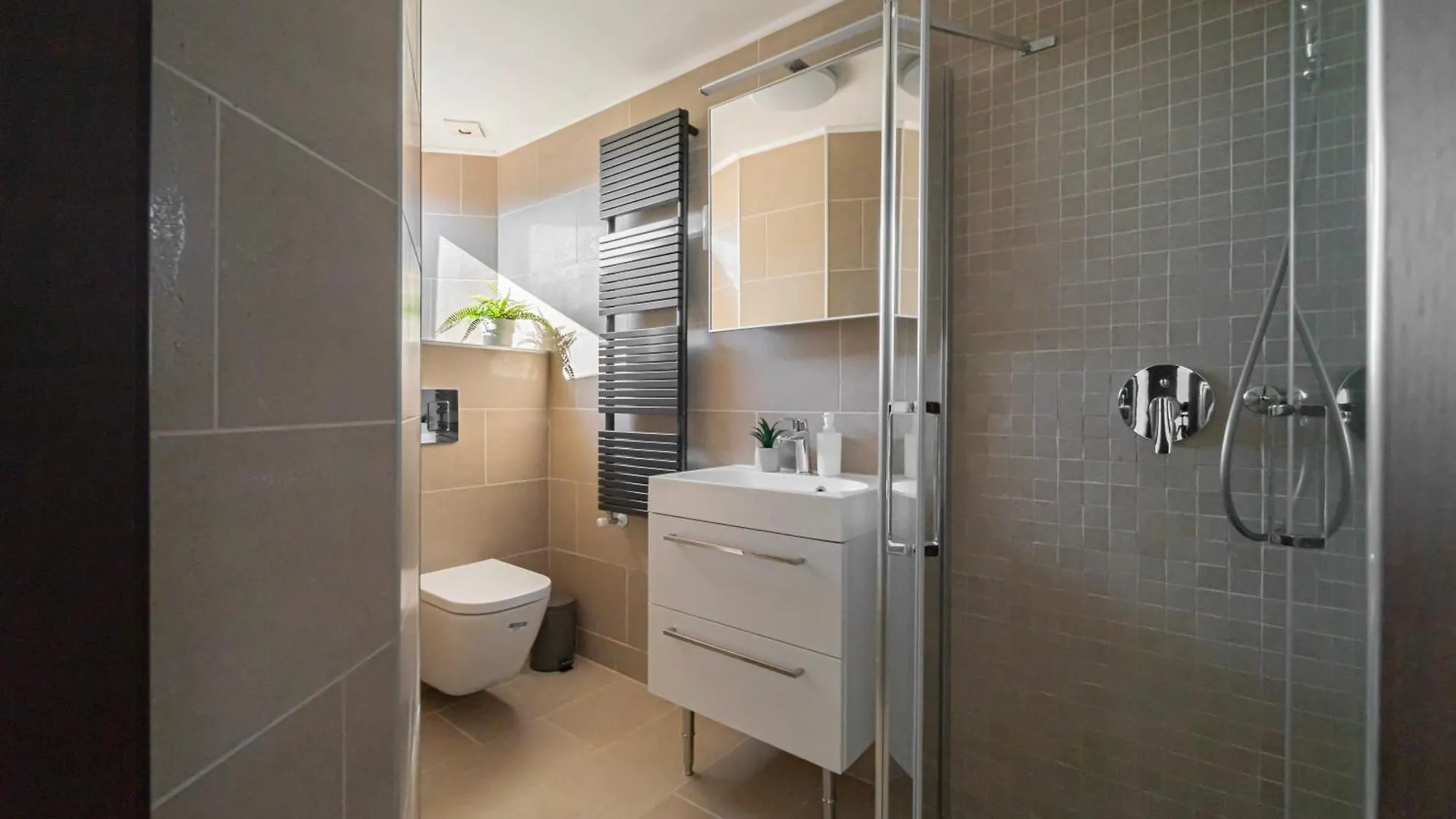Exclusive & Central Duplex Residence By Prestige Homes Budapešť Apartmán